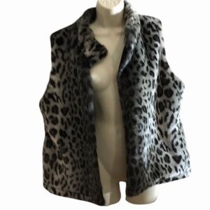 Charming Charlie size XL black and silver faux animal print vest